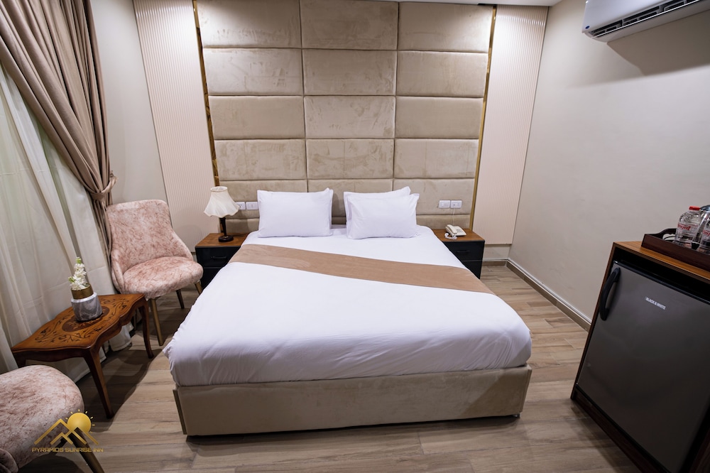 Deluxe Double or Twin Room - Photo 21