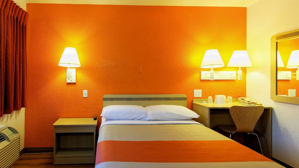 Deluxe Room, 1 Double Bed, Accessible, Non Smoking photo 2