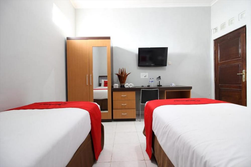 Deluxe Twin Room photo 3