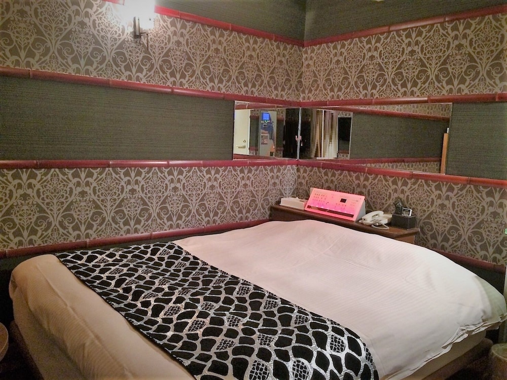 Double Room (Standard) photo 3