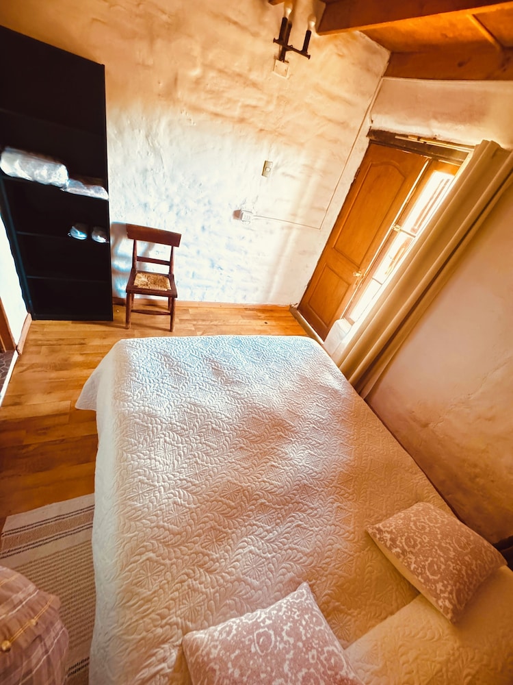 Standard Room, 1 Bedroom photo 2