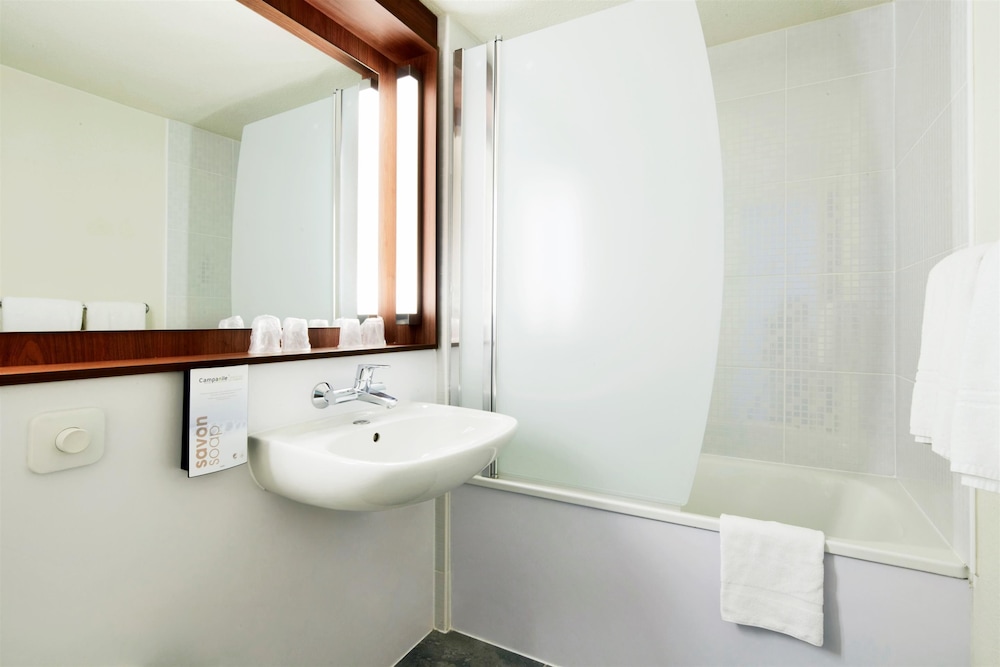 Standard Room, 2 Twin Beds (Junior Bed up to 10 years) - Photo 2