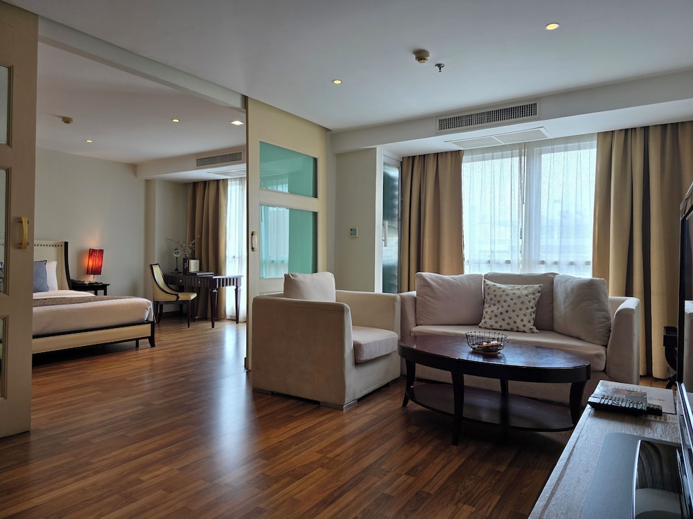 Deluxe Suite, 1 Bedroom photo 2