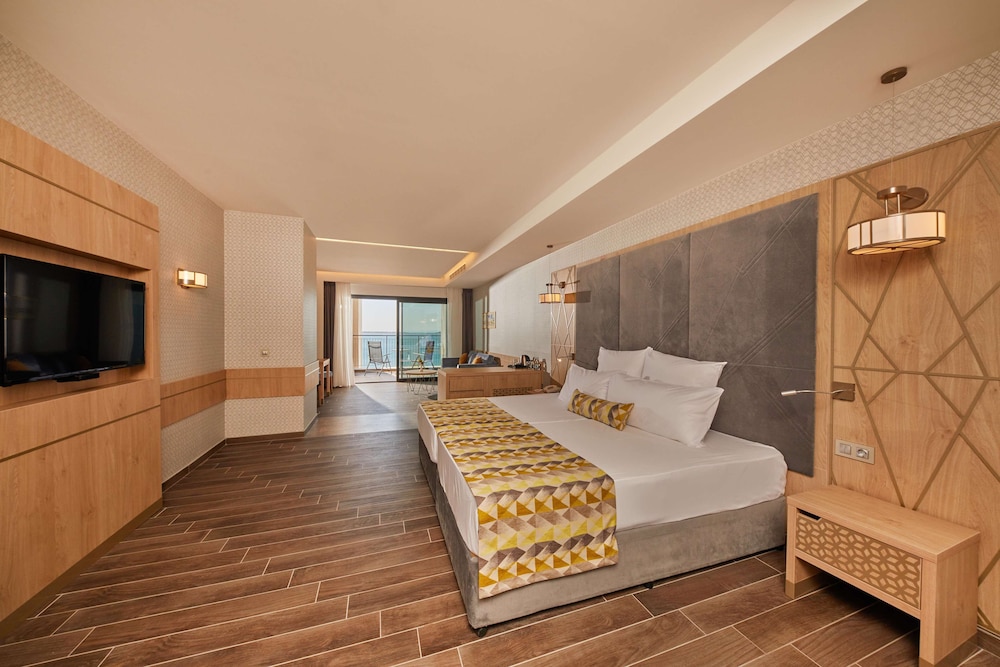 Junior Suite, Balcony, Sea View (2 adults) photo 3