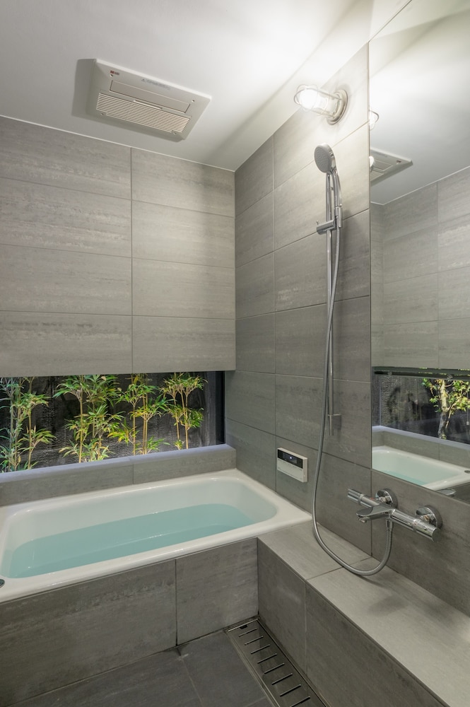 BenTen East photo 3
