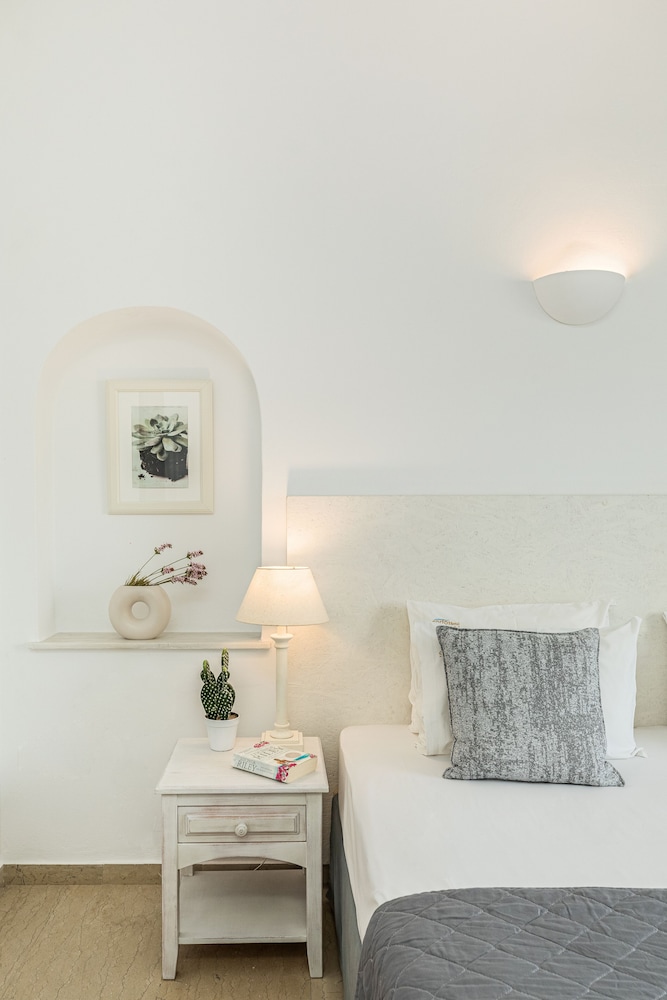 Superior Room, Pool Access
