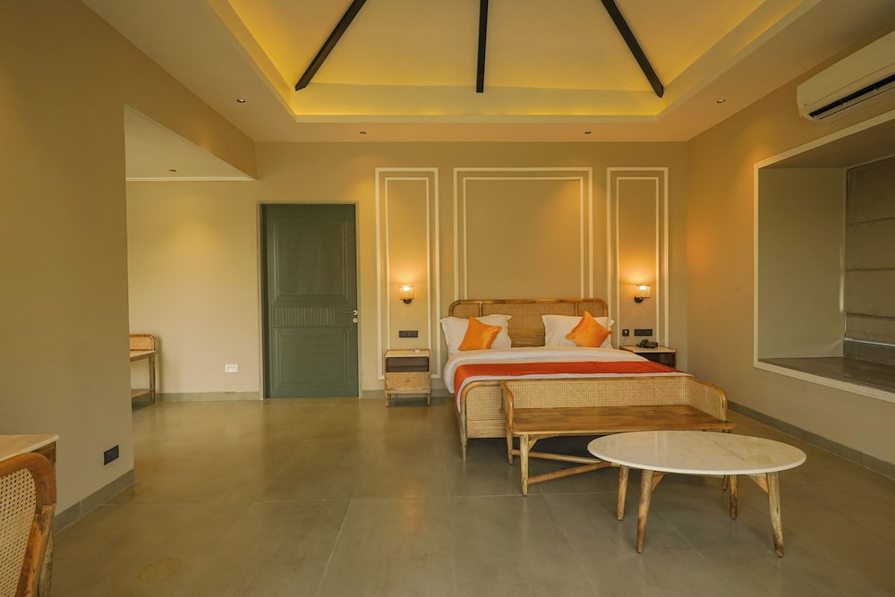 Luxury Room, Bathtub