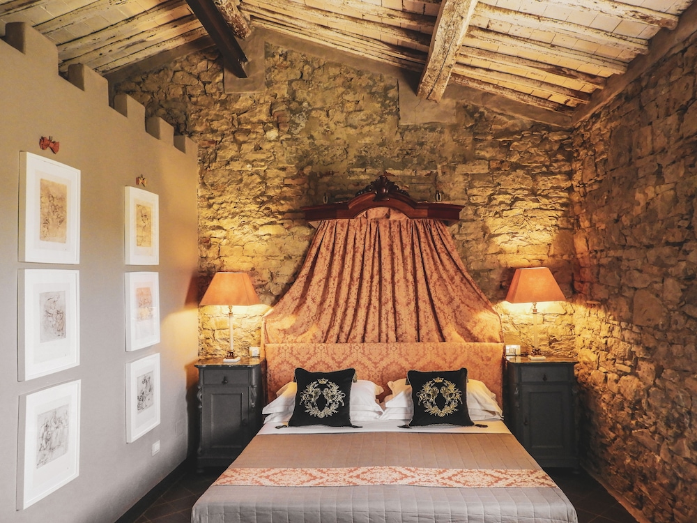 Exclusive Double Room, 1 King Bed, Patio