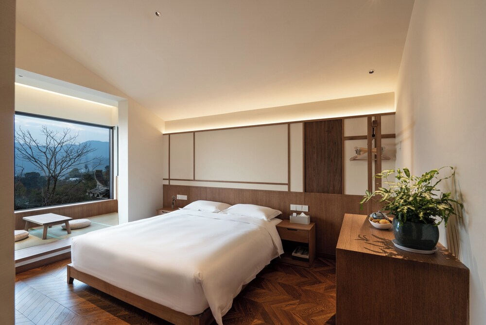 Comfort Double Room, Hill View photo 3