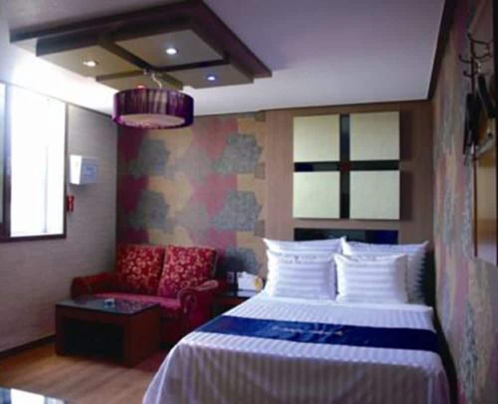 Standard Room photo 1