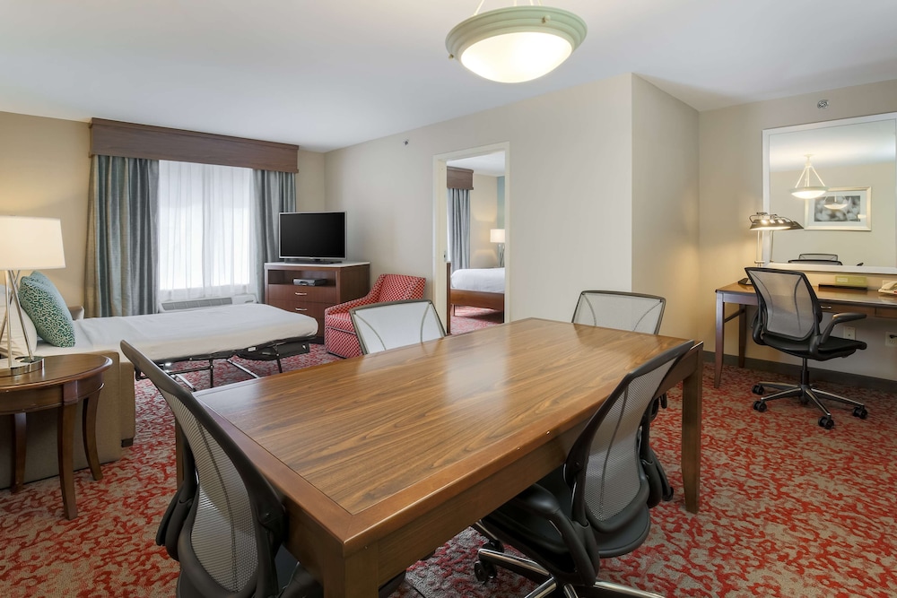 Junior Suite, 1 King Bed, Accessible - Photo 1