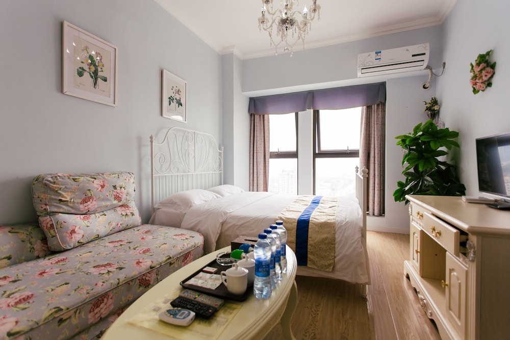 Comfort Suite photo 1