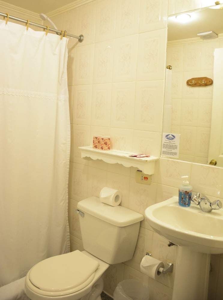 Standard Triple Room - Photo 4