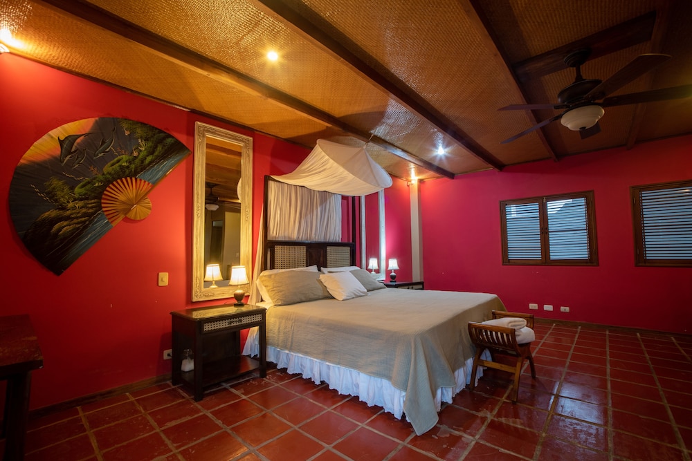 Signature Room