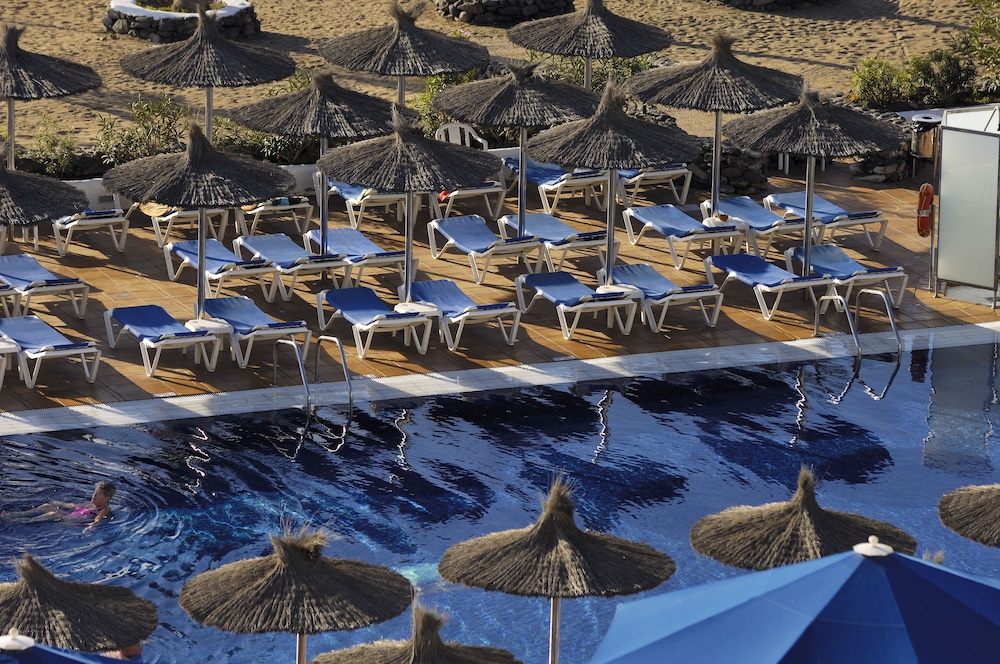 Premium Room, Sea View (2 adults) - Photo 6