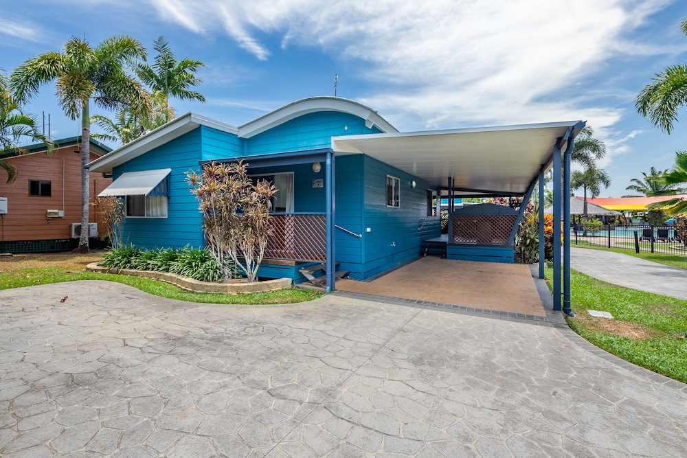 3 Bedroom Sun Lagoon Villa photo 2