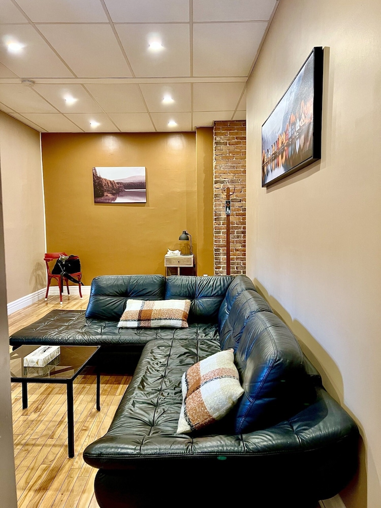 Classic Apartment thumbnail 6