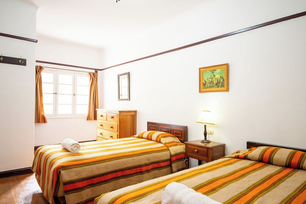 Classic Twin Room, Courtyard View