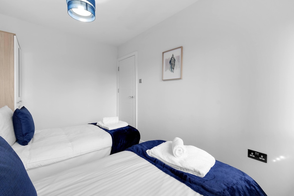 House, 4 Bedrooms photo 3