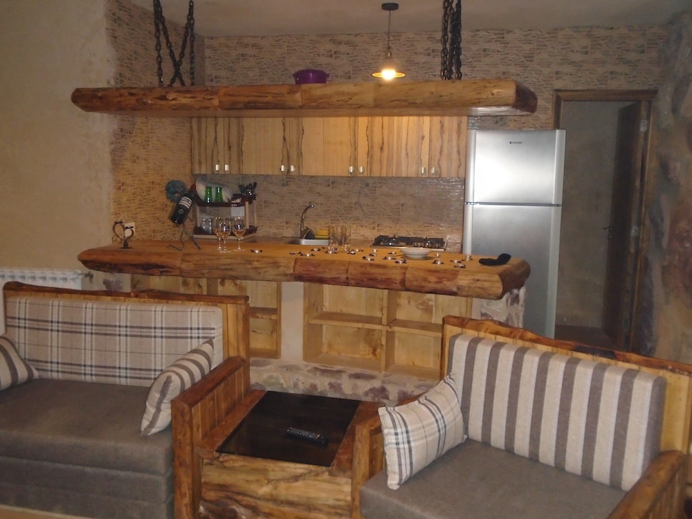 Grand House photo 1