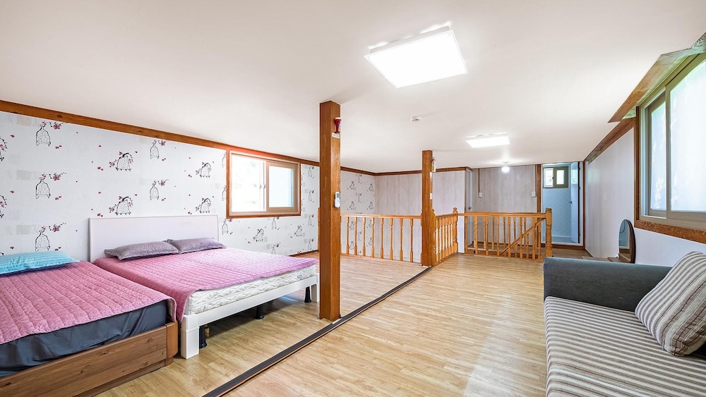 Basic Room, 1 Bedroom (Dokchae(separateroom)) - Photo 9