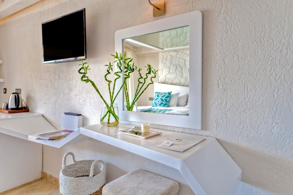Upper Room photo 3