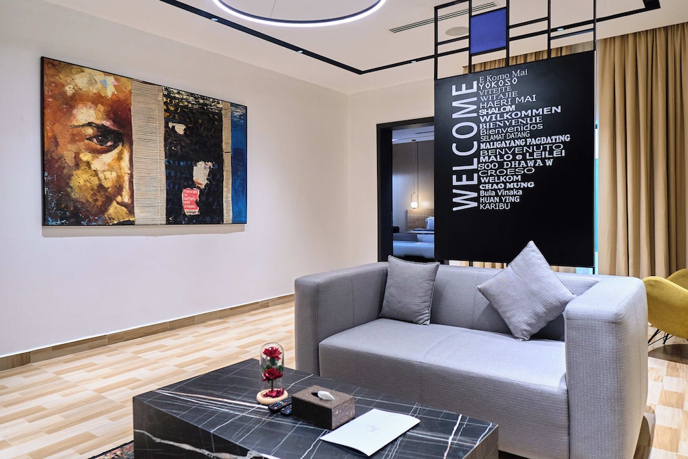 Deluxe Suite