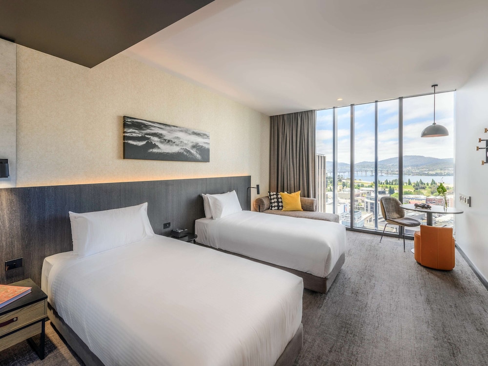 Deluxe Room, 2 Double Beds, Harbor View - Photo 1