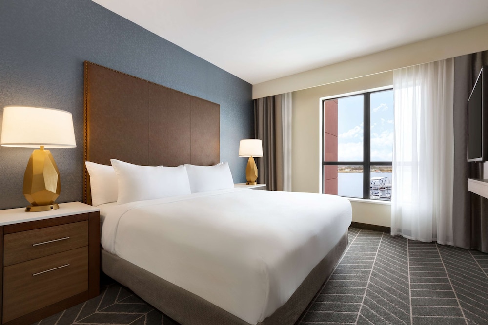 Embassy Suites By Hilton Wilmington Riverfront, Photo 5