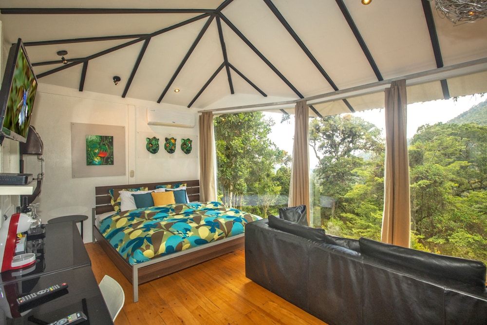 Quetzal Bungalow