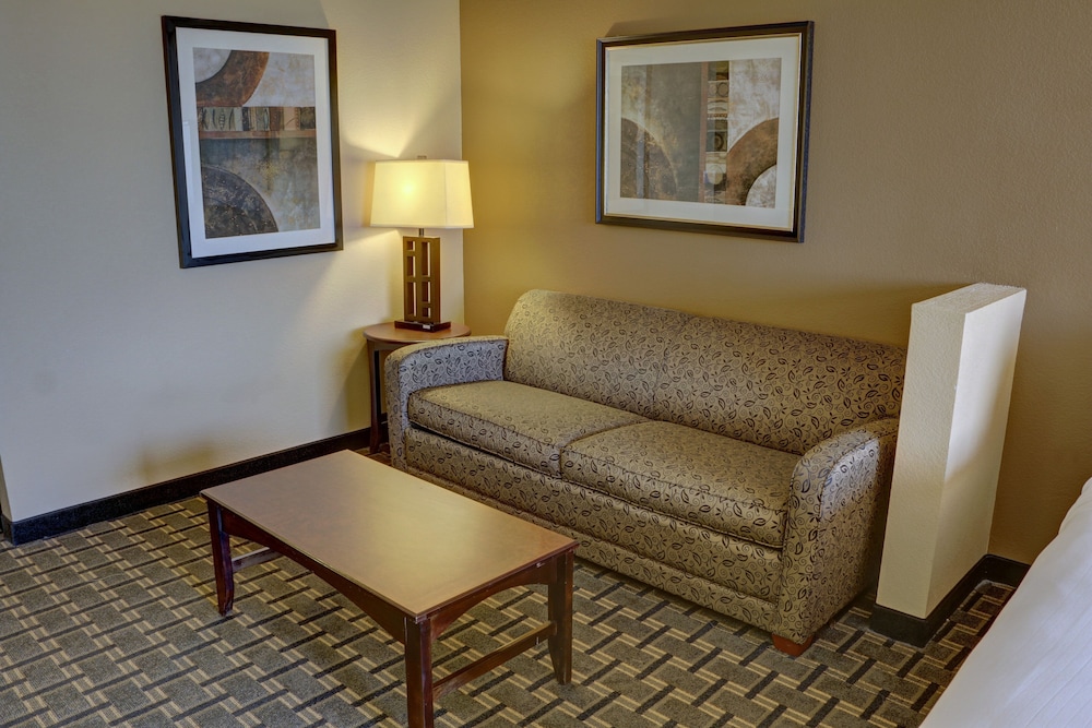 Suite, 2 Queen Beds, Accessible - Photo 1