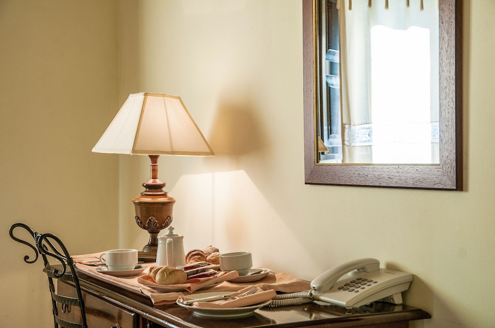 Classic Room - Photo 1