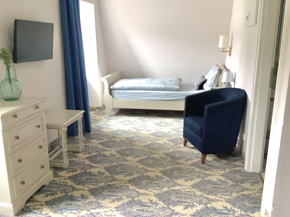 Twin Room, 2 Twin Beds, Non Smoking, Private Bathroom