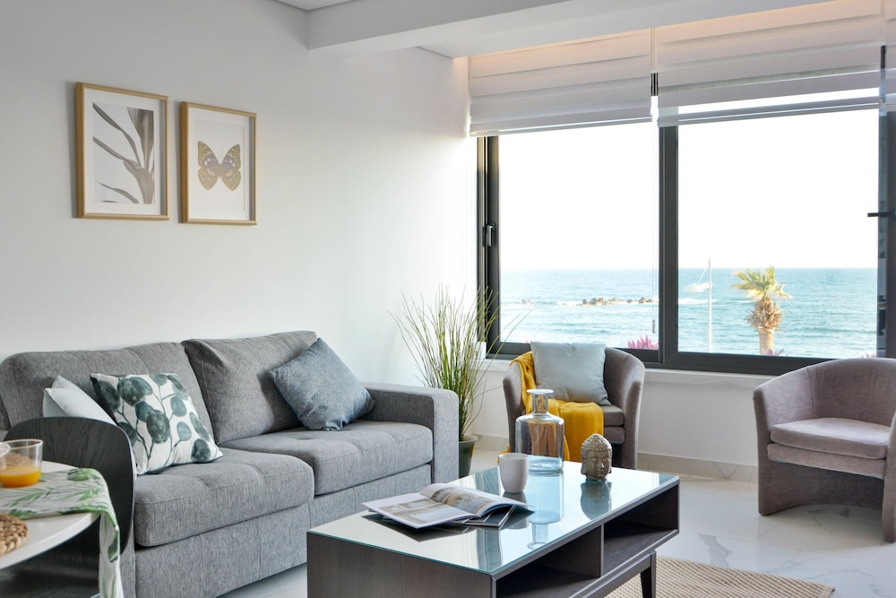Luxury Apartment, Sea View photo 1