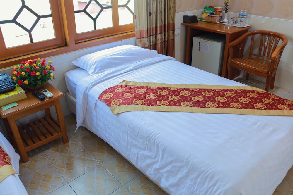 Superior Twin Room, River View photo 3