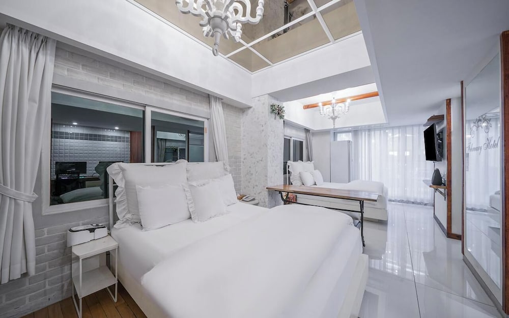 Royal Suite, Private Pool photo 1