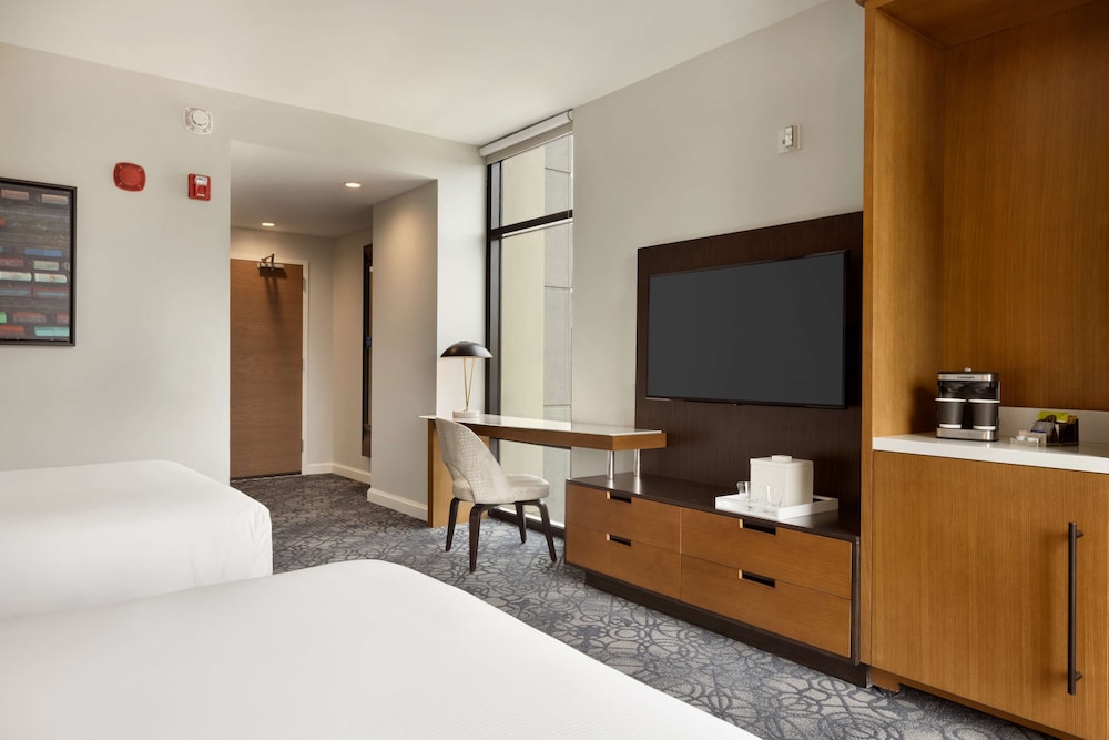 ADA Accessible, Room, 2 Queen Beds, Accessible - Photo 2