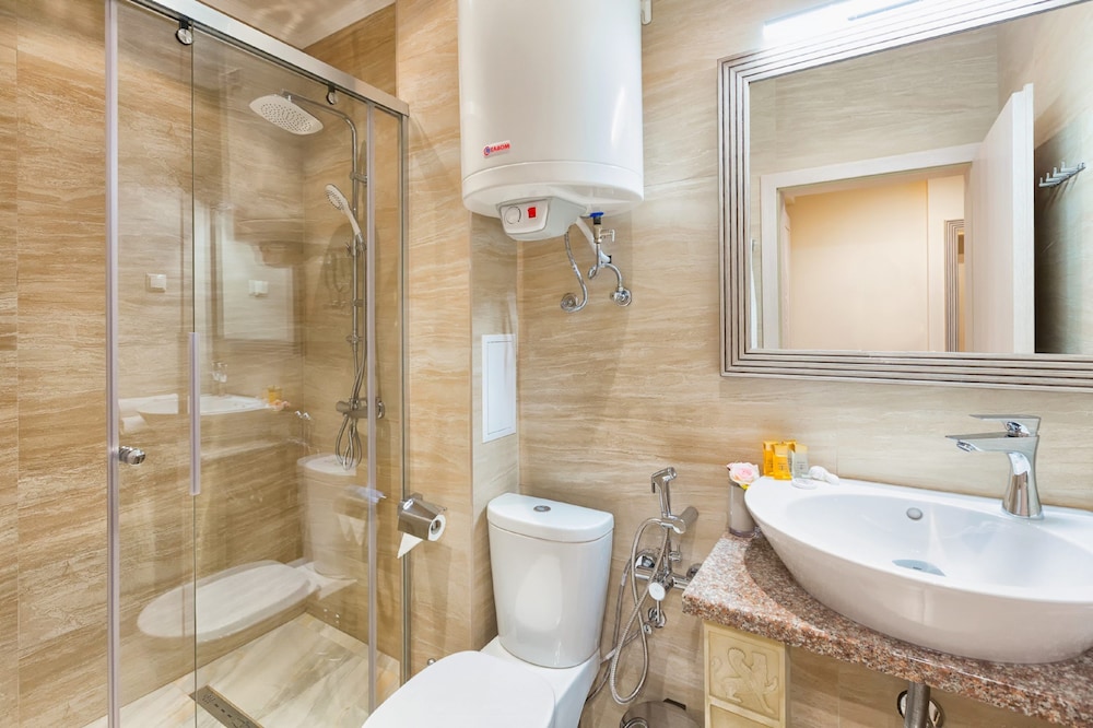 Family Suite, 1 Bedroom, Park View photo 2