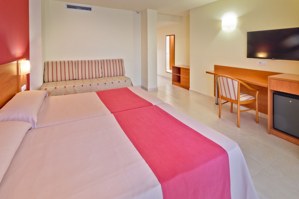 Standard Double Room - Photo 5