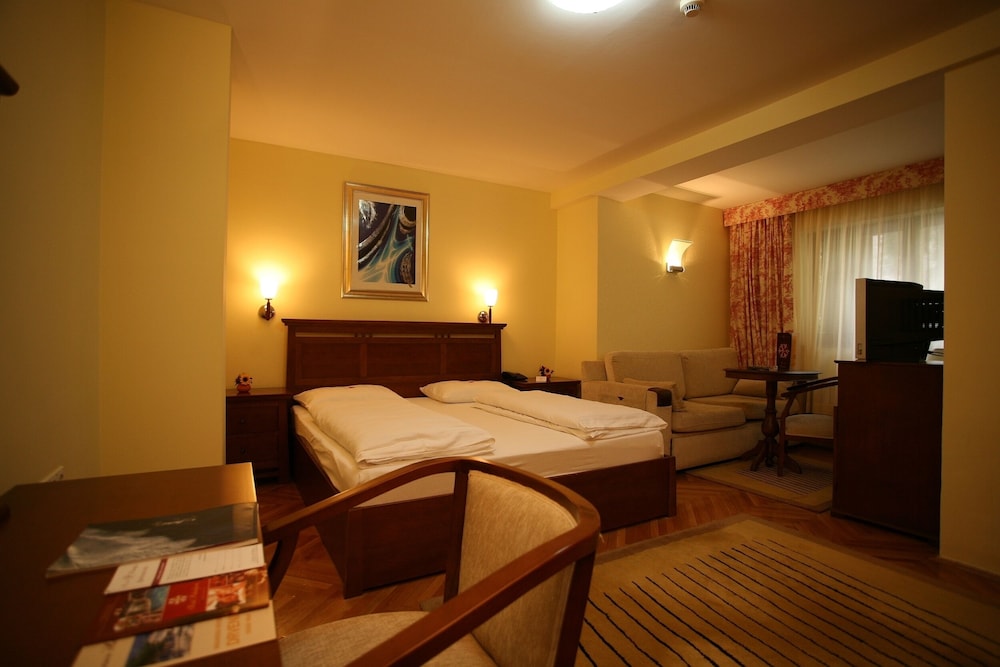 Superior Room - Photo 2