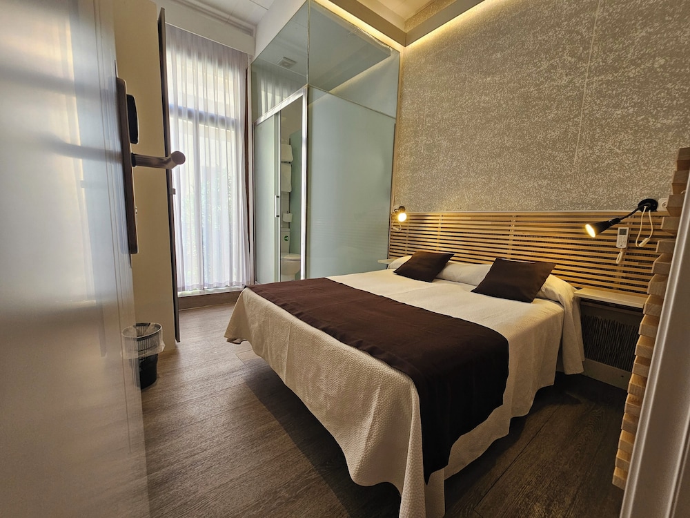 Habitación doble matrimonial baño privado interior