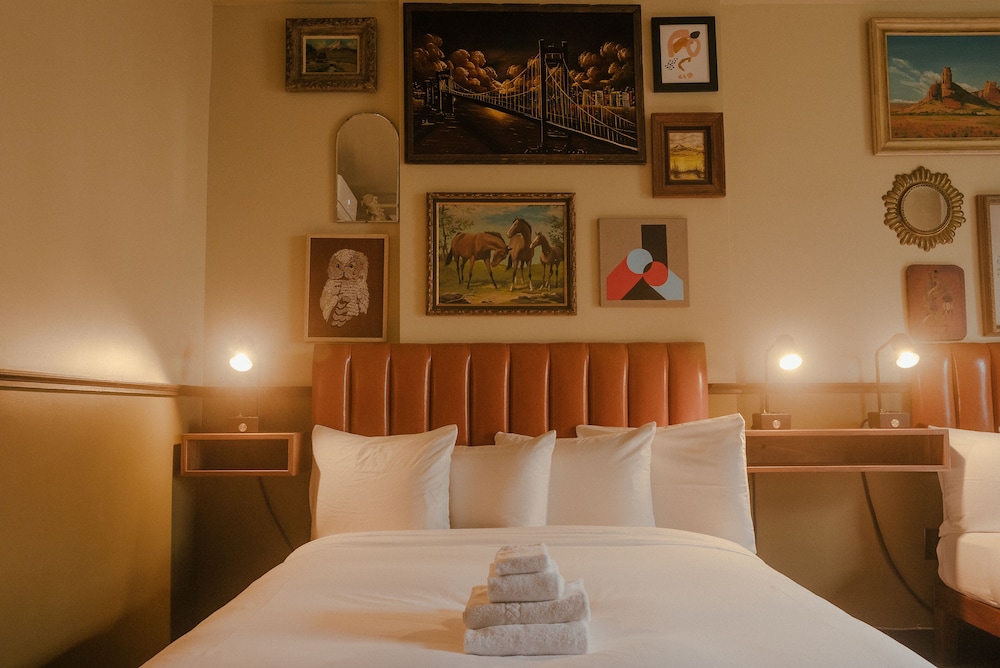 Available room