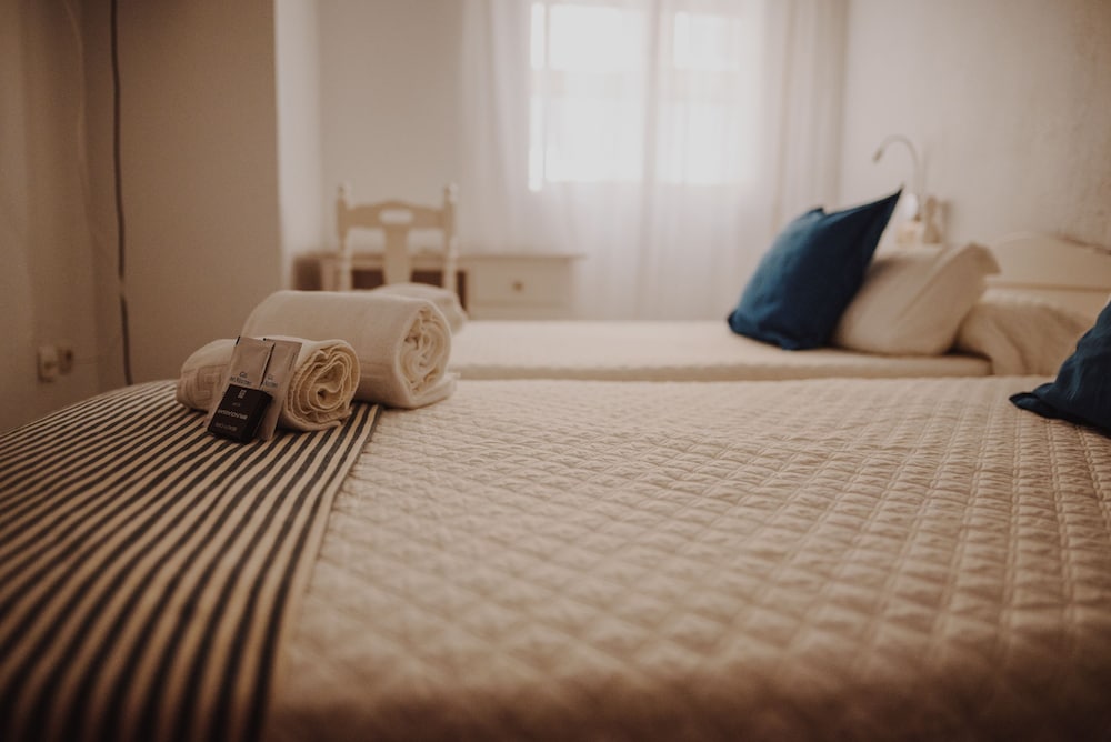 Double Room, 2 Twin Beds, Ground Floor - Photo 9