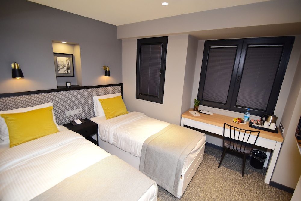 Standard Twin Room photo 1