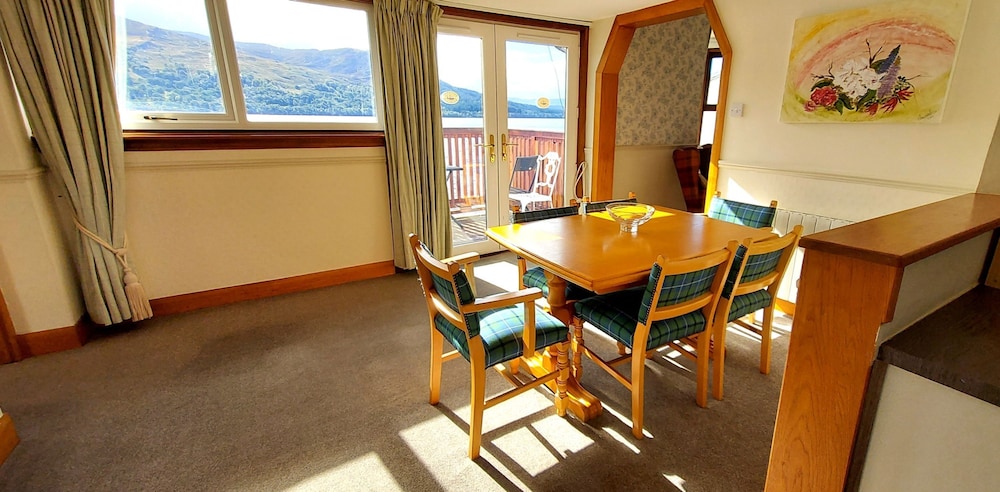 Suite, 1 King Bed, River View photo 1