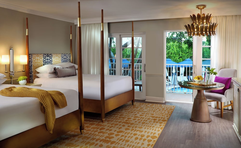Room, 2 Queen Beds, Accessible, Pool View (Mobility/Hearing/Vision)