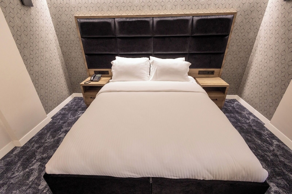 Comfort Triple Room - Photo 6