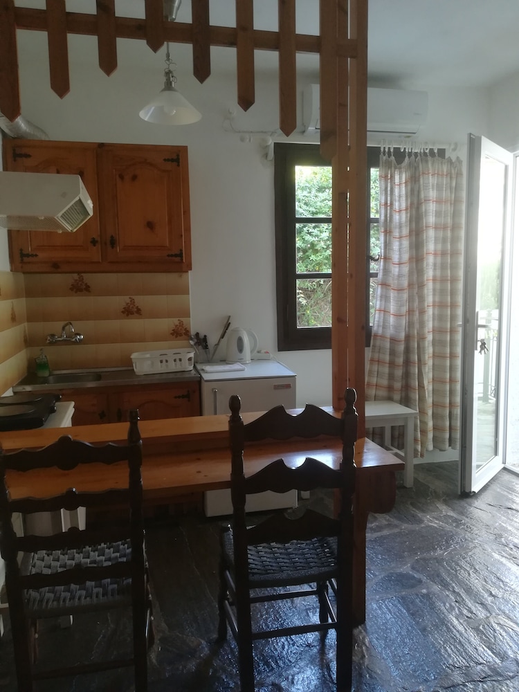 Studio, Garden View photo 2