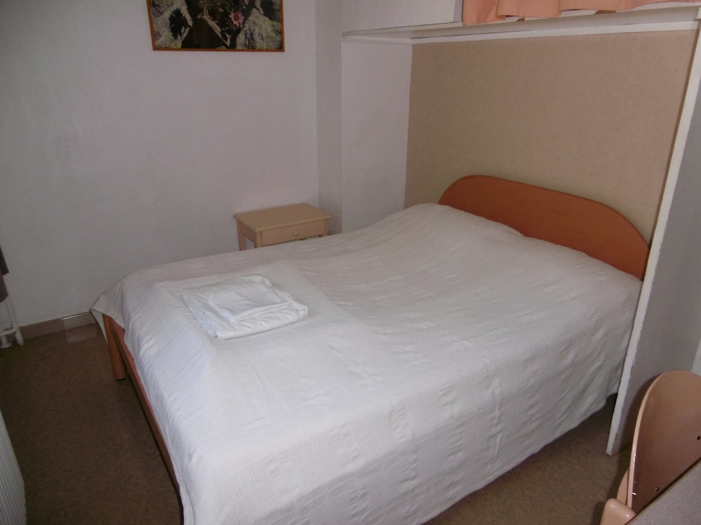 Double Room with Ensuite Bathroom photo 1