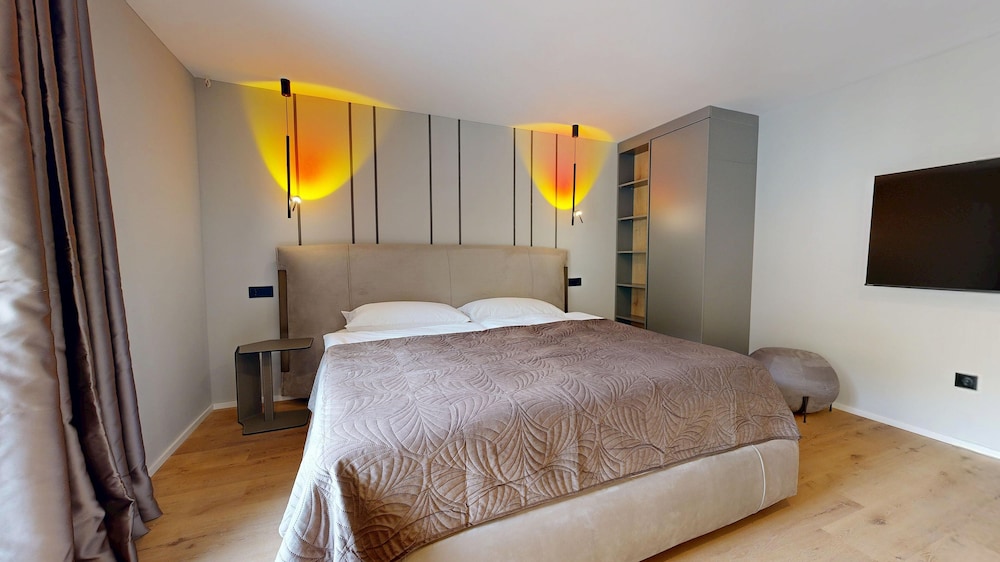 Signature Studio, Courtyard View, Executive Level photo 2